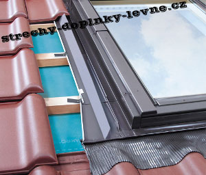 Fakro těsnící lemování EZV-A pro termoizolační výlez do profilovaných krytin 78 x 98 cm